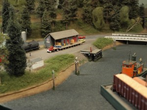 N scale modeling on Jim Younkins Mud Bay and Southern layout.