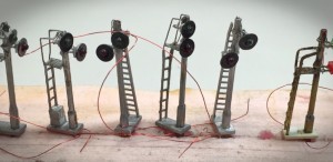 Dennis Reeves's N scale scratch built signals